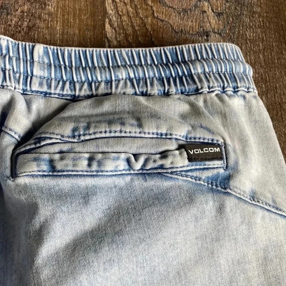 Volcom | Elastic / Drawstring Waist Jeans - Picture 7 of 7